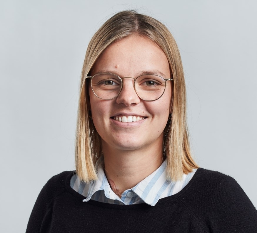 <Text wird generiert, bitte warten...>